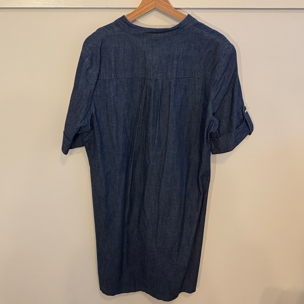 Anne Klein Denim Shift Dress Blue Zip Front Roll Tab Sleeve Chambray Size 12 - Picture 2 of 6